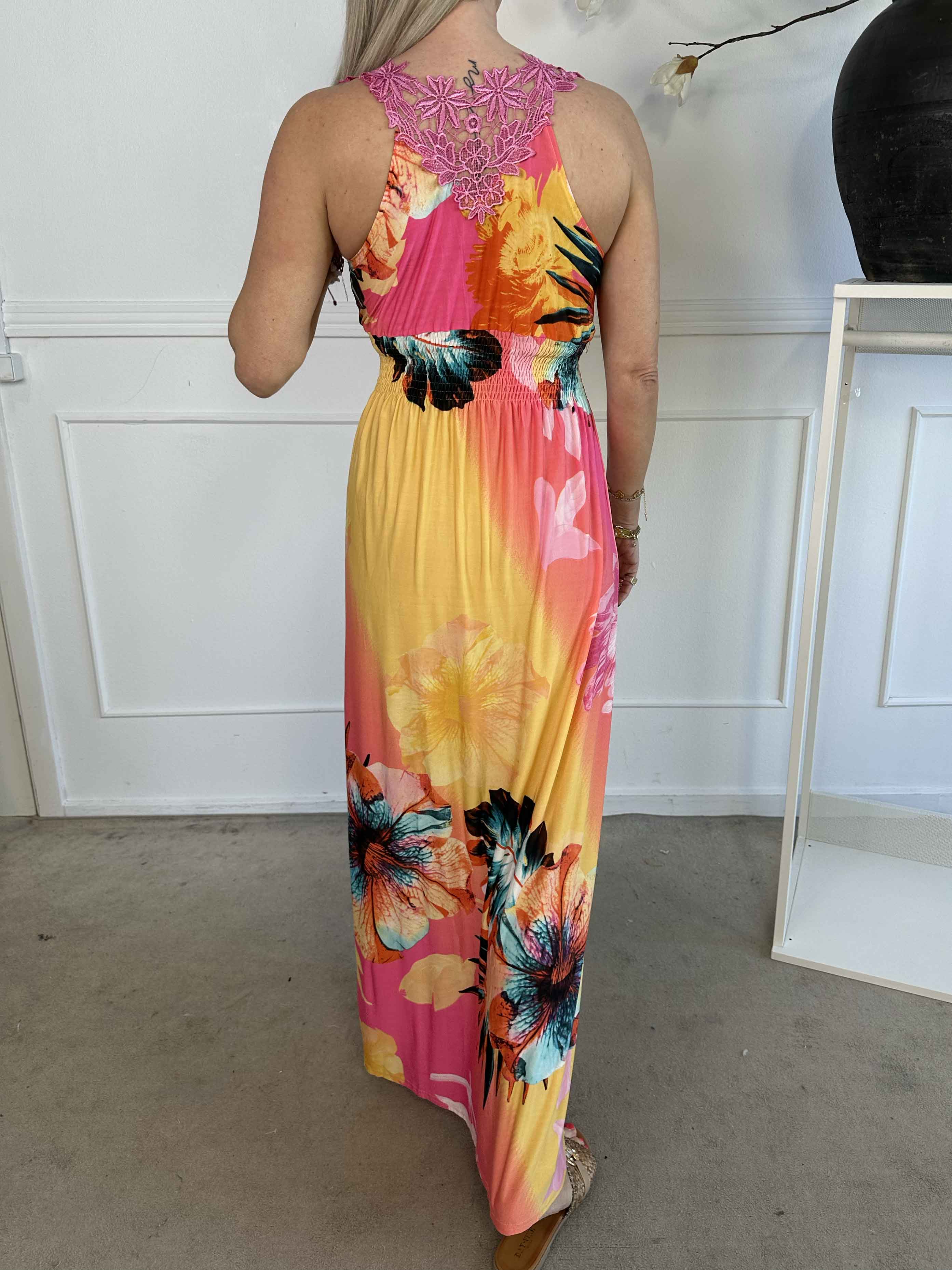 Nantes - Lang kjole i elastisk stof med broderet ryg